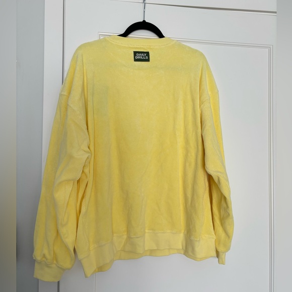 NWT daily drills Terry Oversized Crew in color Butter- sold out online! - Picture 4 of 5